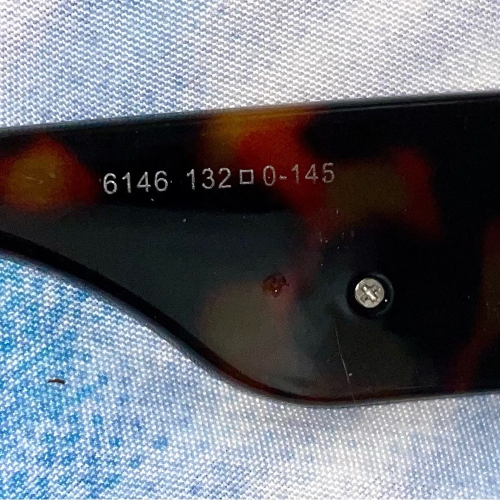 NIB Versace shades - Picture 8 of 8
